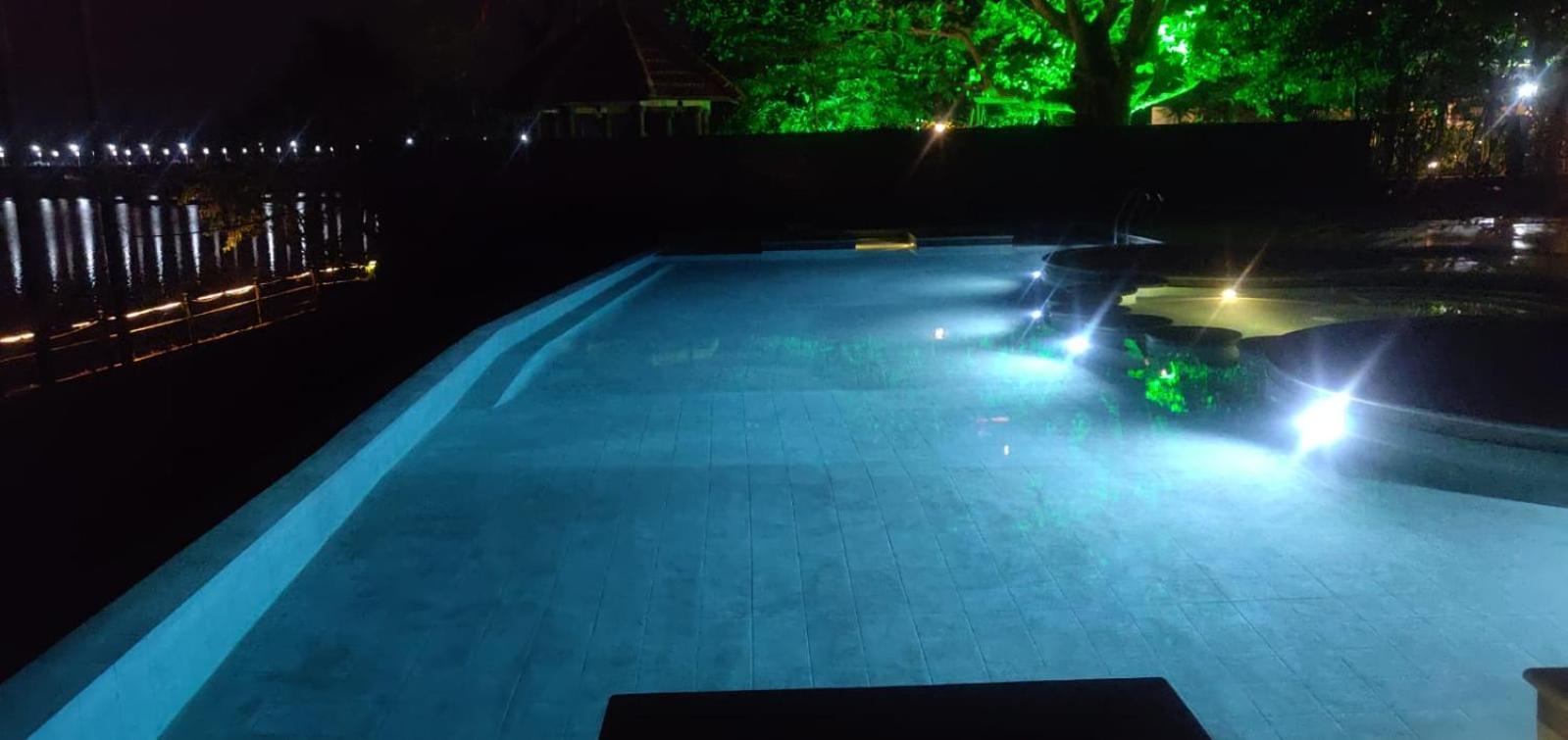 The River Retreat Heritage Ayurvedic Resort Shoranur Exterior photo