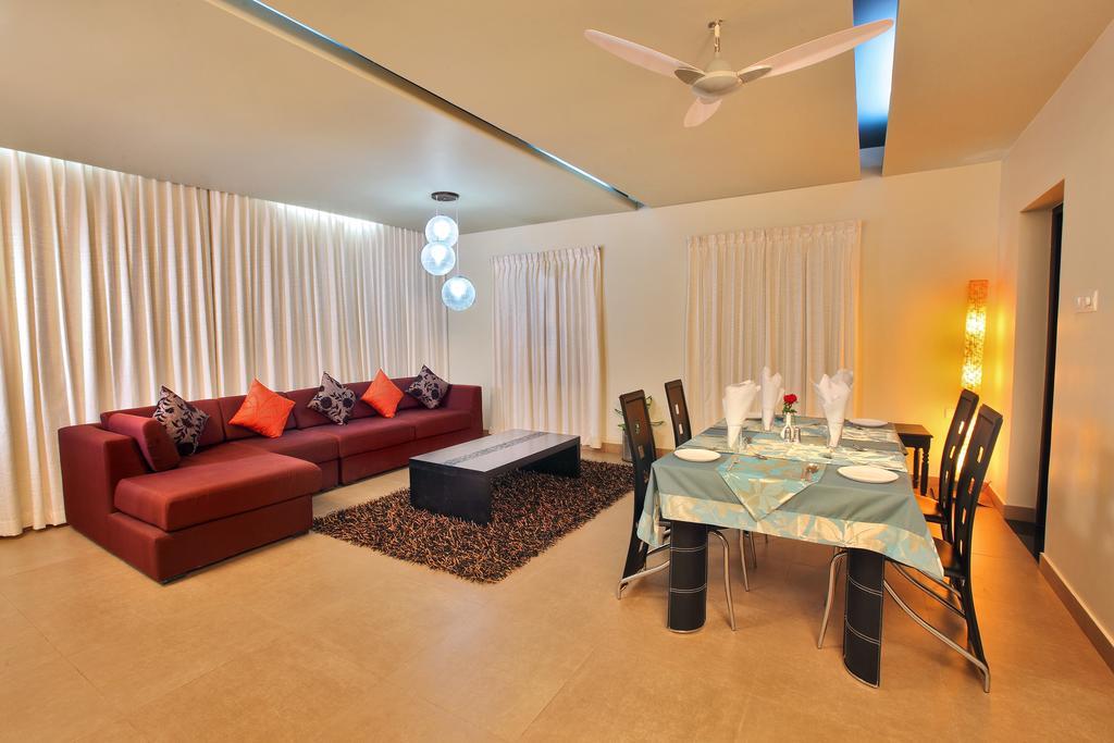 The River Retreat Heritage Ayurvedic Resort Shoranur Exterior photo
