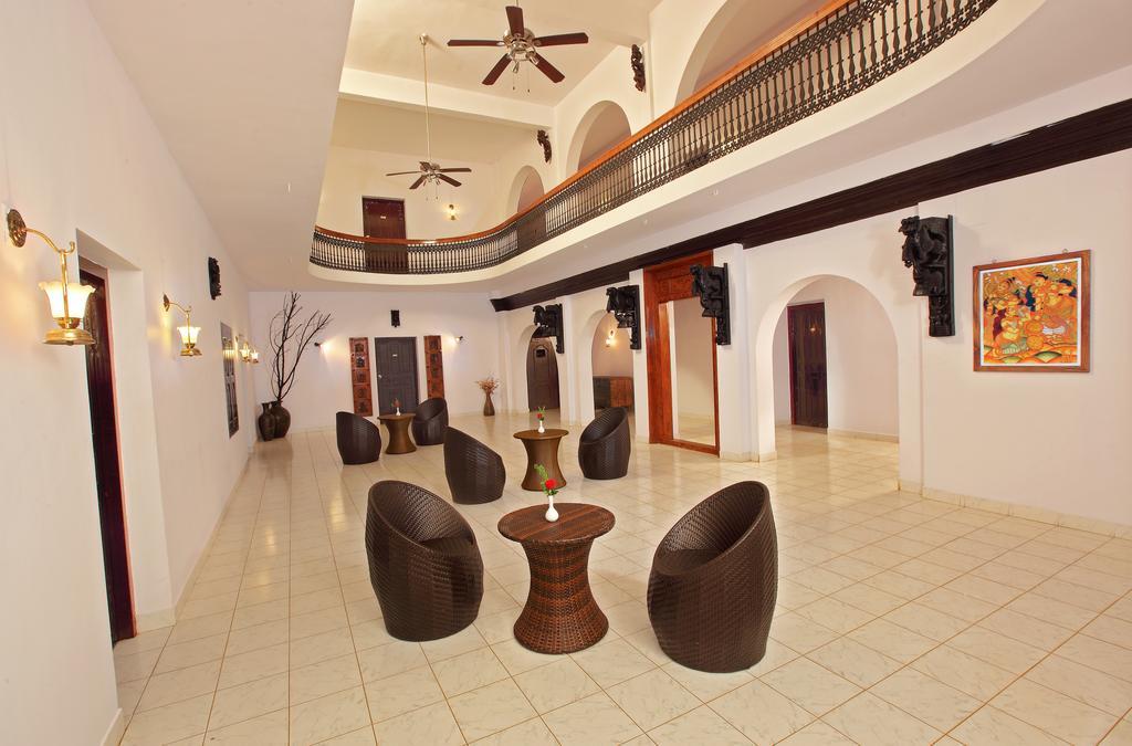 The River Retreat Heritage Ayurvedic Resort Shoranur Exterior photo